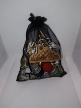 Load image into Gallery viewer, Reusable air freshener- Mountain scape