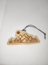 Load image into Gallery viewer, Reusable air freshener- Mountain scape